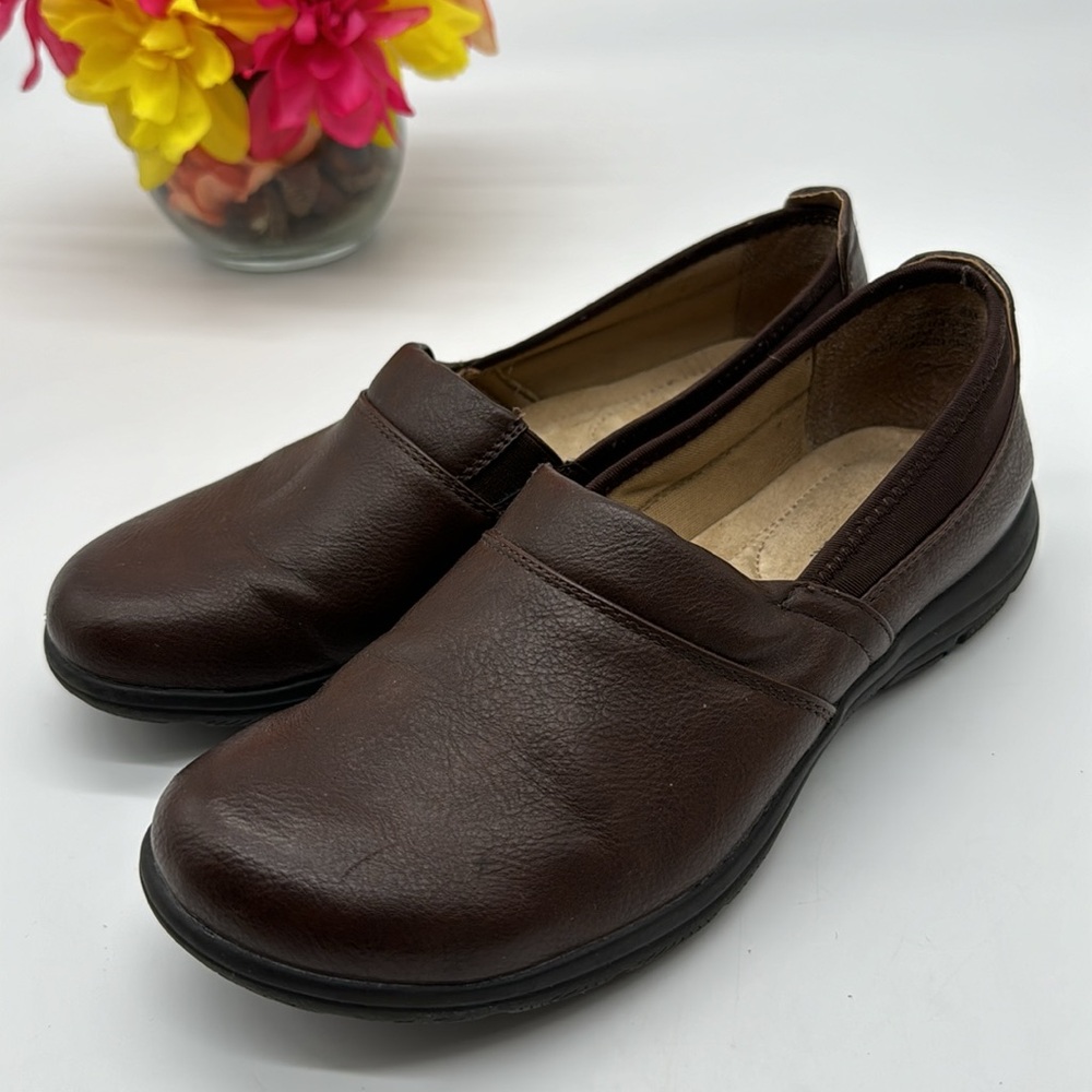 Wear Ever Brown Leather Clog Size 6 CM6140E
